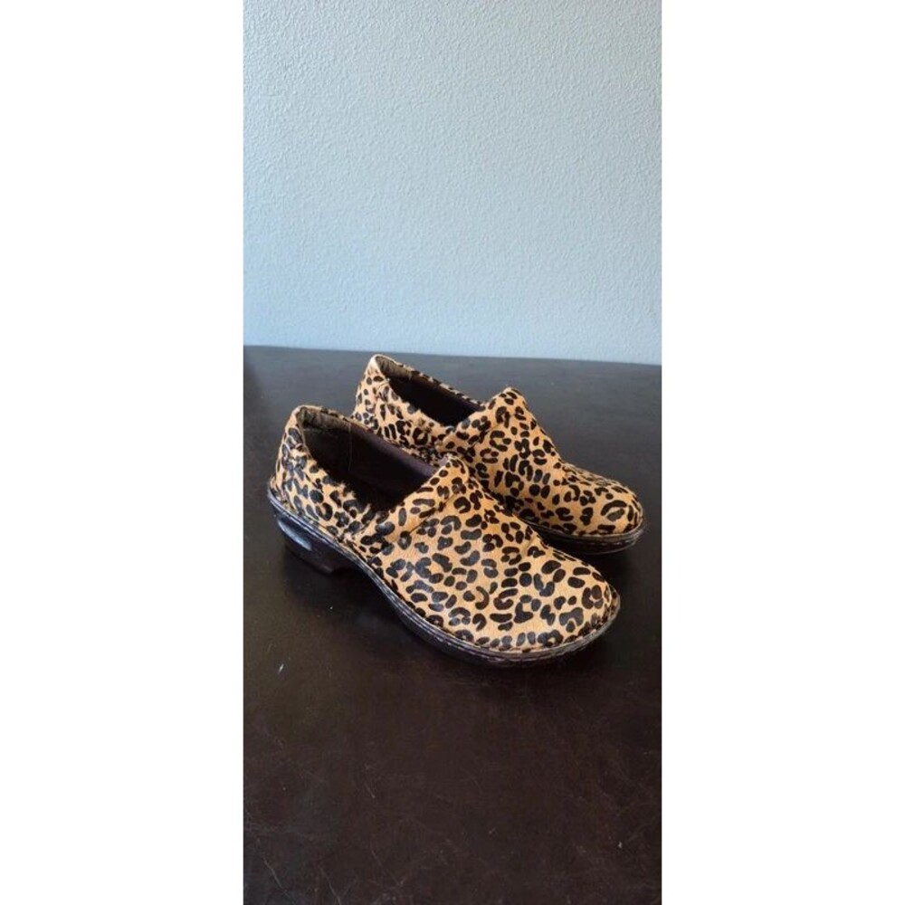 b.o.c. Born Concept Leopard Print Hair Calf Clogs size.10